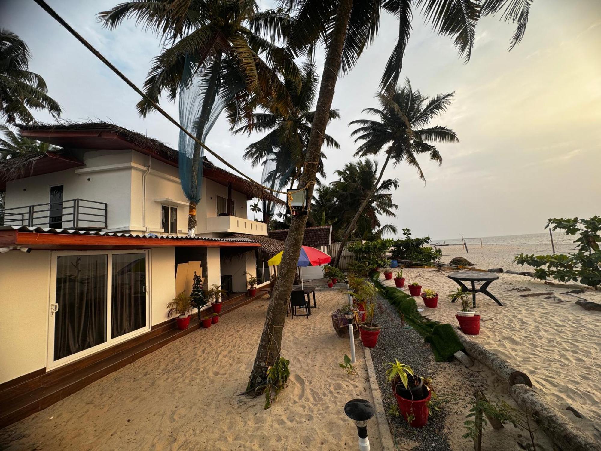 Alivious Beach Homestay Alappuzha Eksteriør bilde