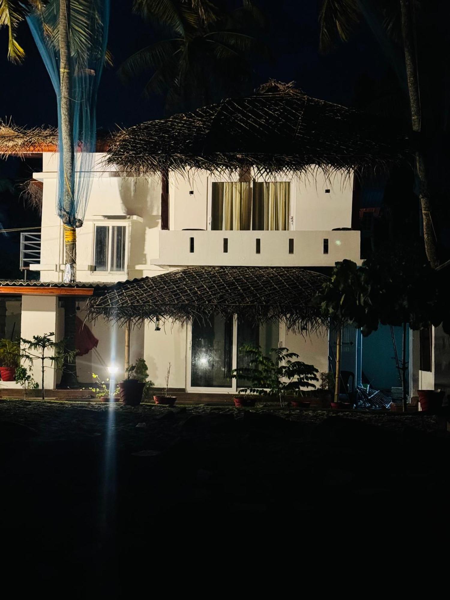 Alivious Beach Homestay Alappuzha Eksteriør bilde