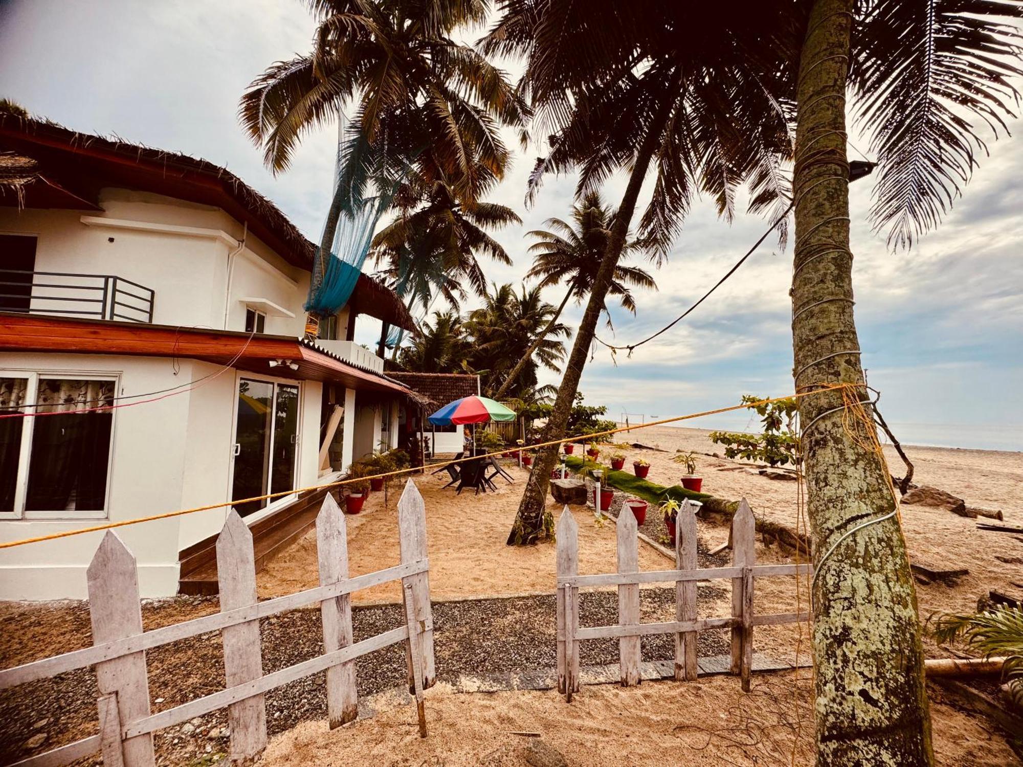 Alivious Beach Homestay Alappuzha Eksteriør bilde