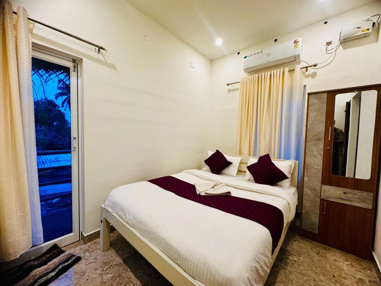 Alivious Beach Homestay Alappuzha Eksteriør bilde
