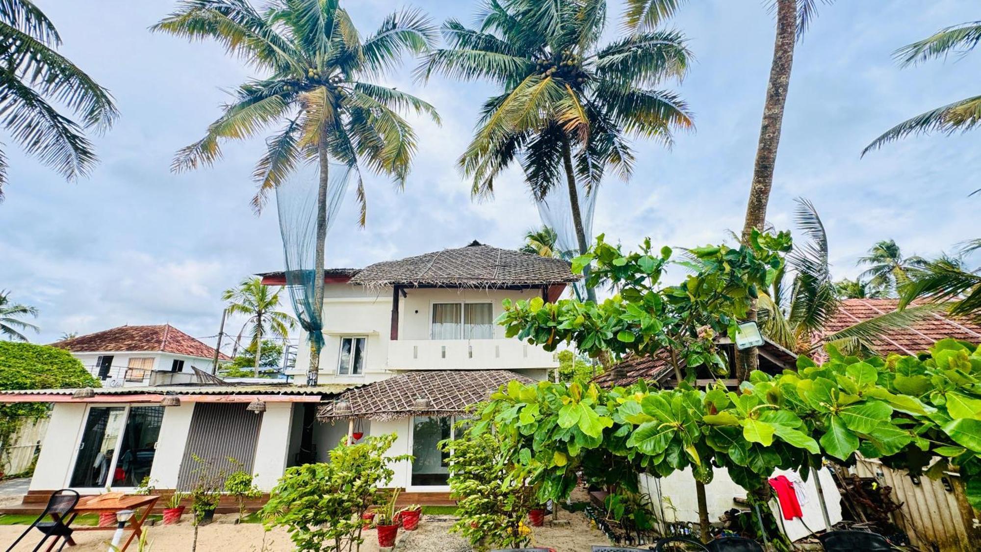 Alivious Beach Homestay Alappuzha Eksteriør bilde